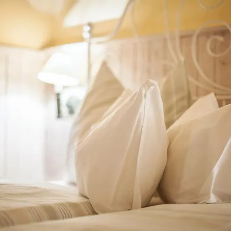 Huber Panzio 3* Fertőrákos