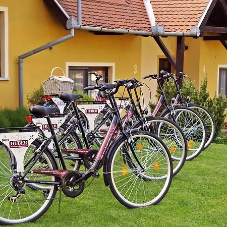 Bed & Breakfast Huber Panzio Fertorakos
