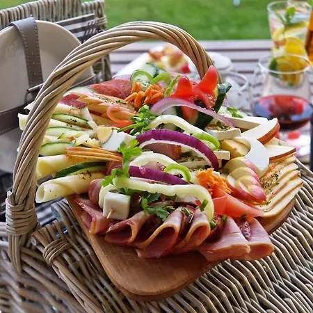 Huber Panzio 3* Fertőrákos