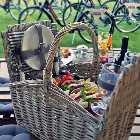 Huber Panzio Fertőrákos