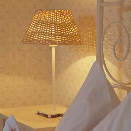 Huber Panzio Bed & Breakfast